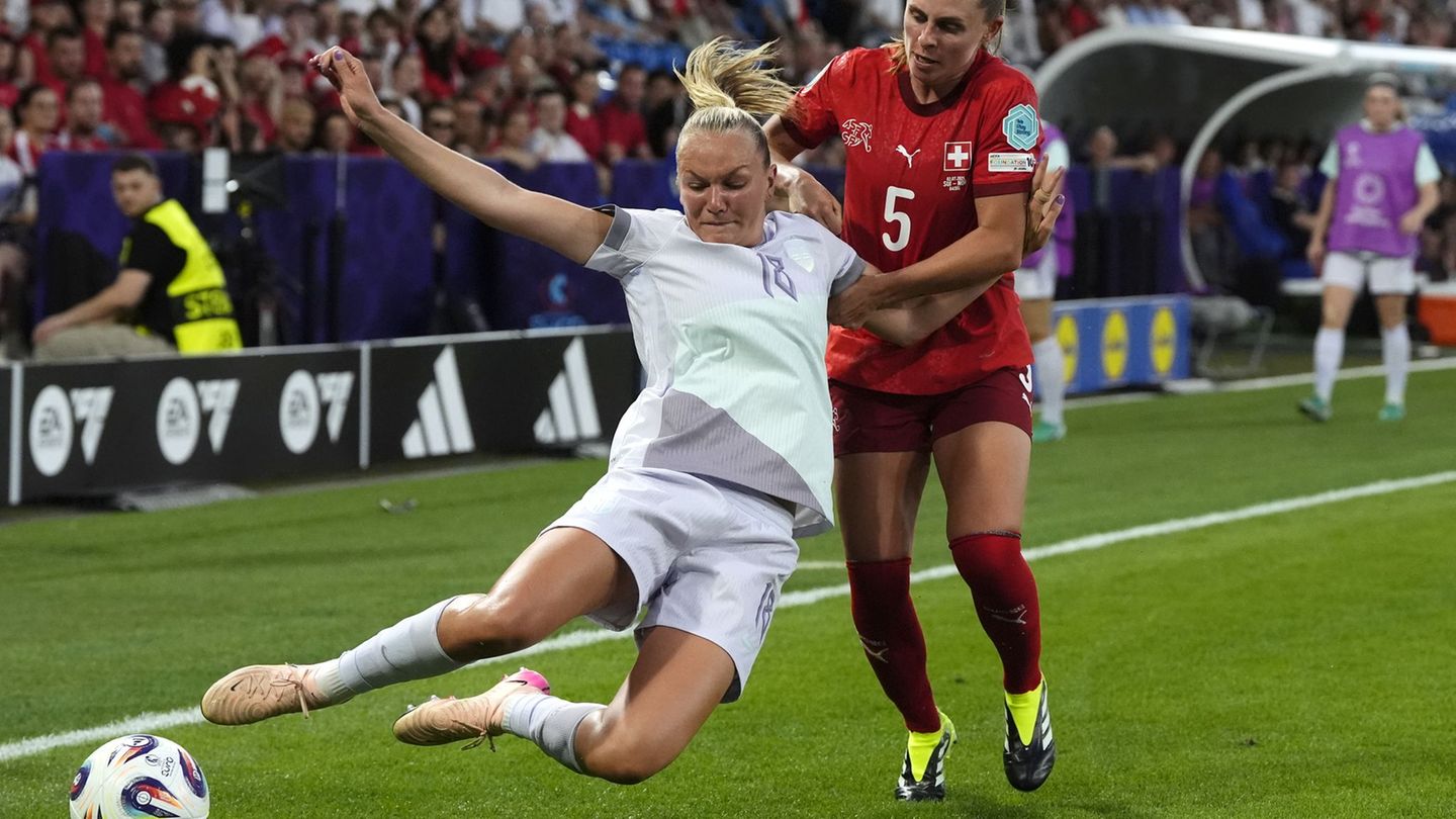 Gripping opening game: a lot going on in Basel: Switzerland fails in home