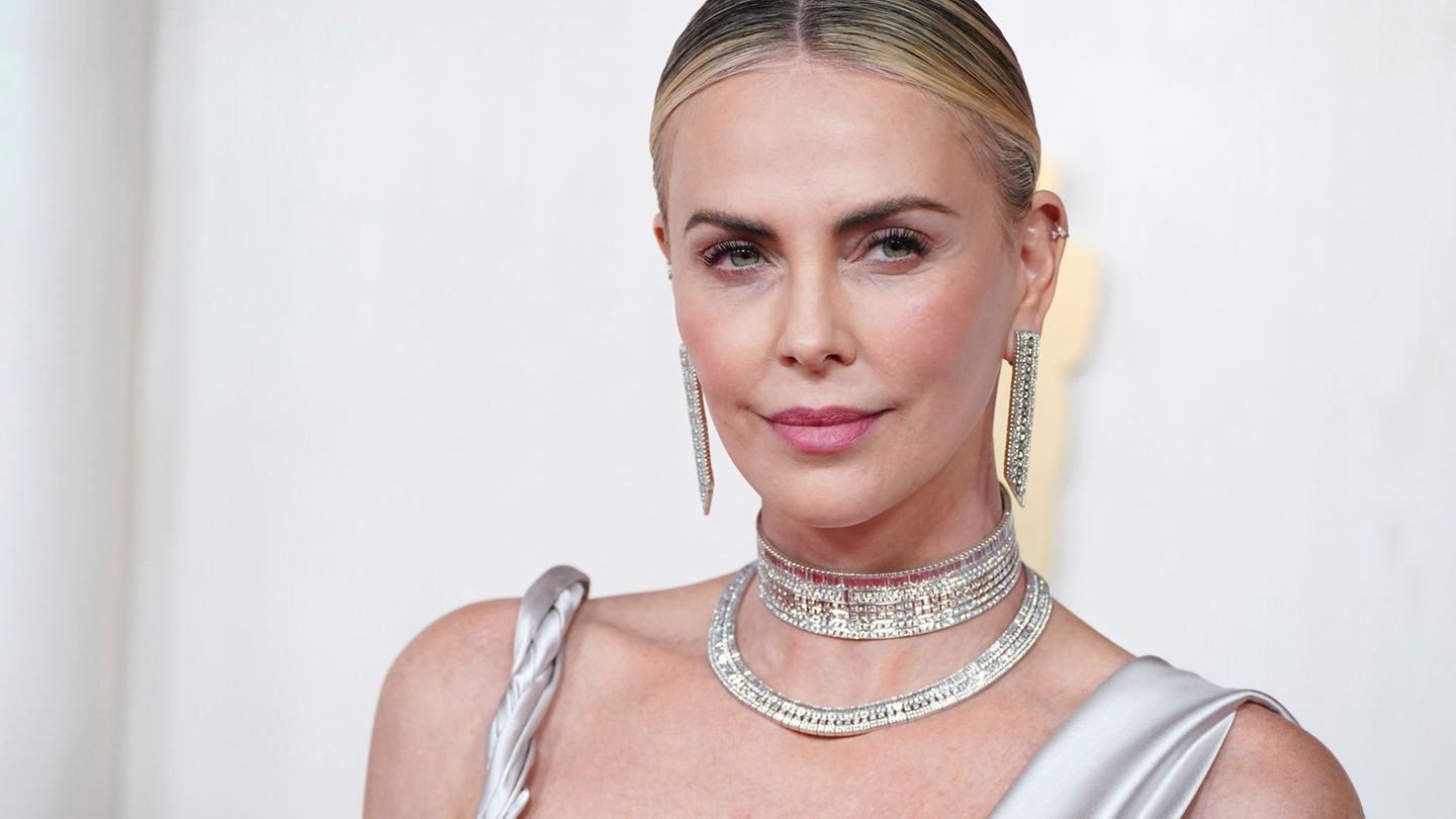 People: Charlize Theron: Love life as a single mother