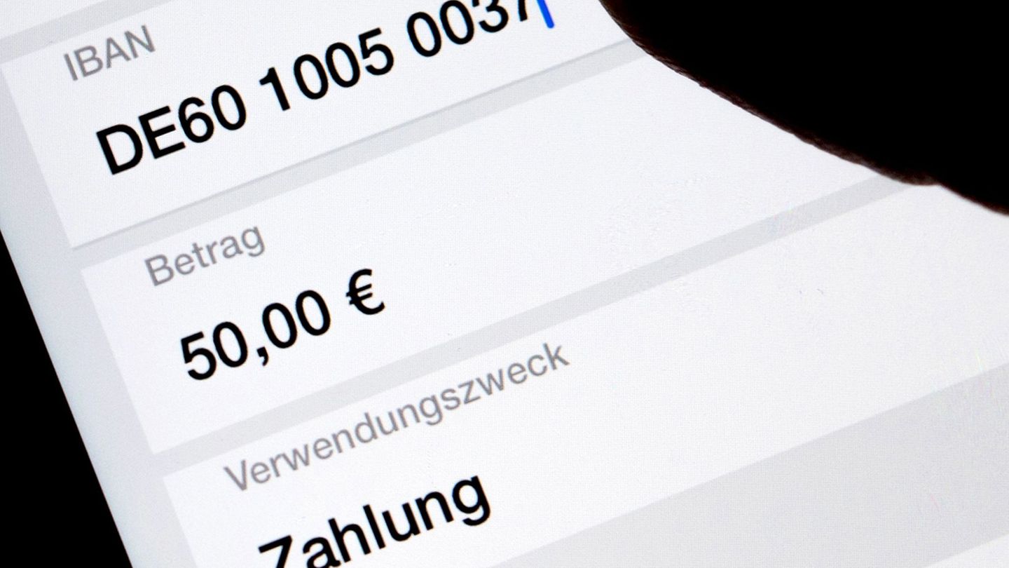 European payment transactions: More security for bank customers for transfers