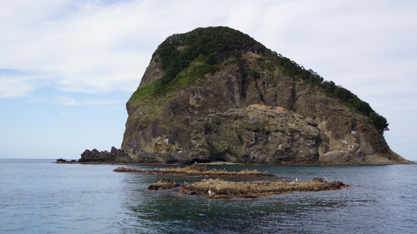 Die Insel Takara-jima gehört zur Tokara-Inselkette in Japan