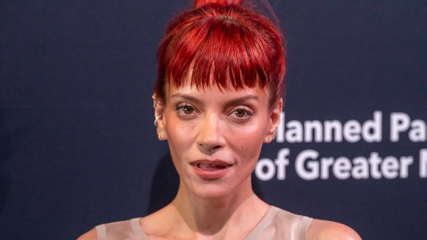 Lily Allen: She speaks openly about her abortions in her podcast