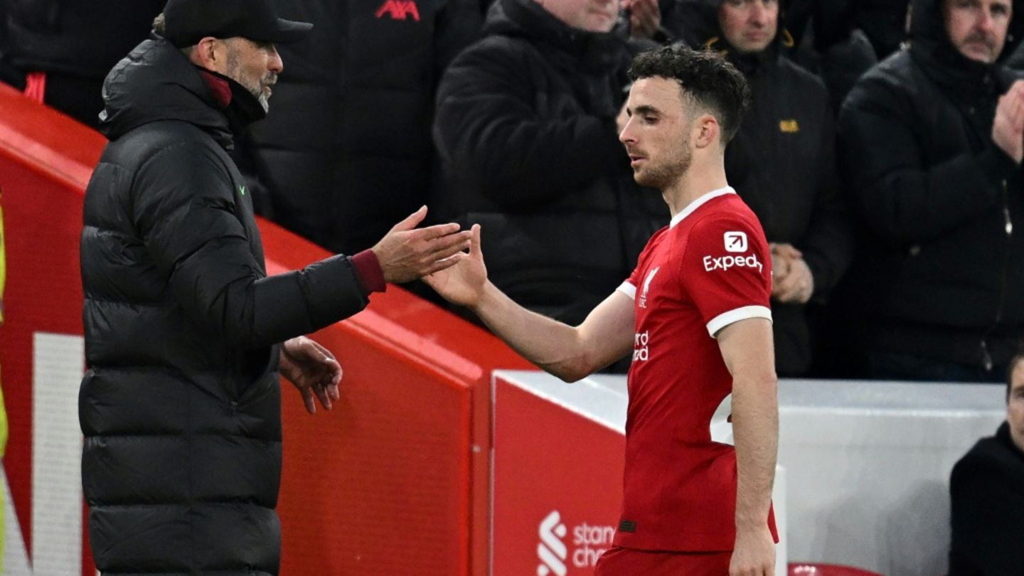 Jürgen Klopp (li.) mit Diogo Jota