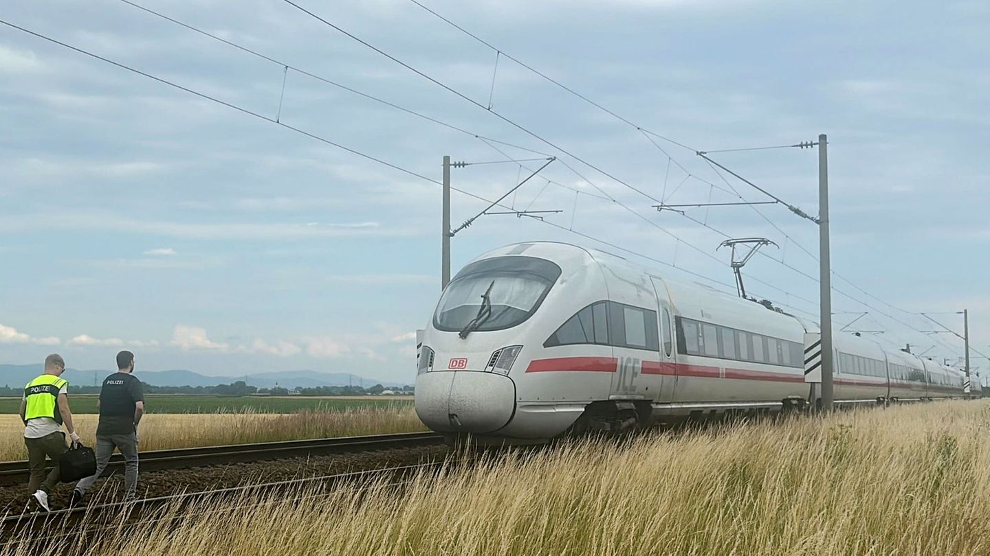 Mehrere-Verletzte-Angriff-in-ICE-Drei-Syrer-unter-den-Verletzten