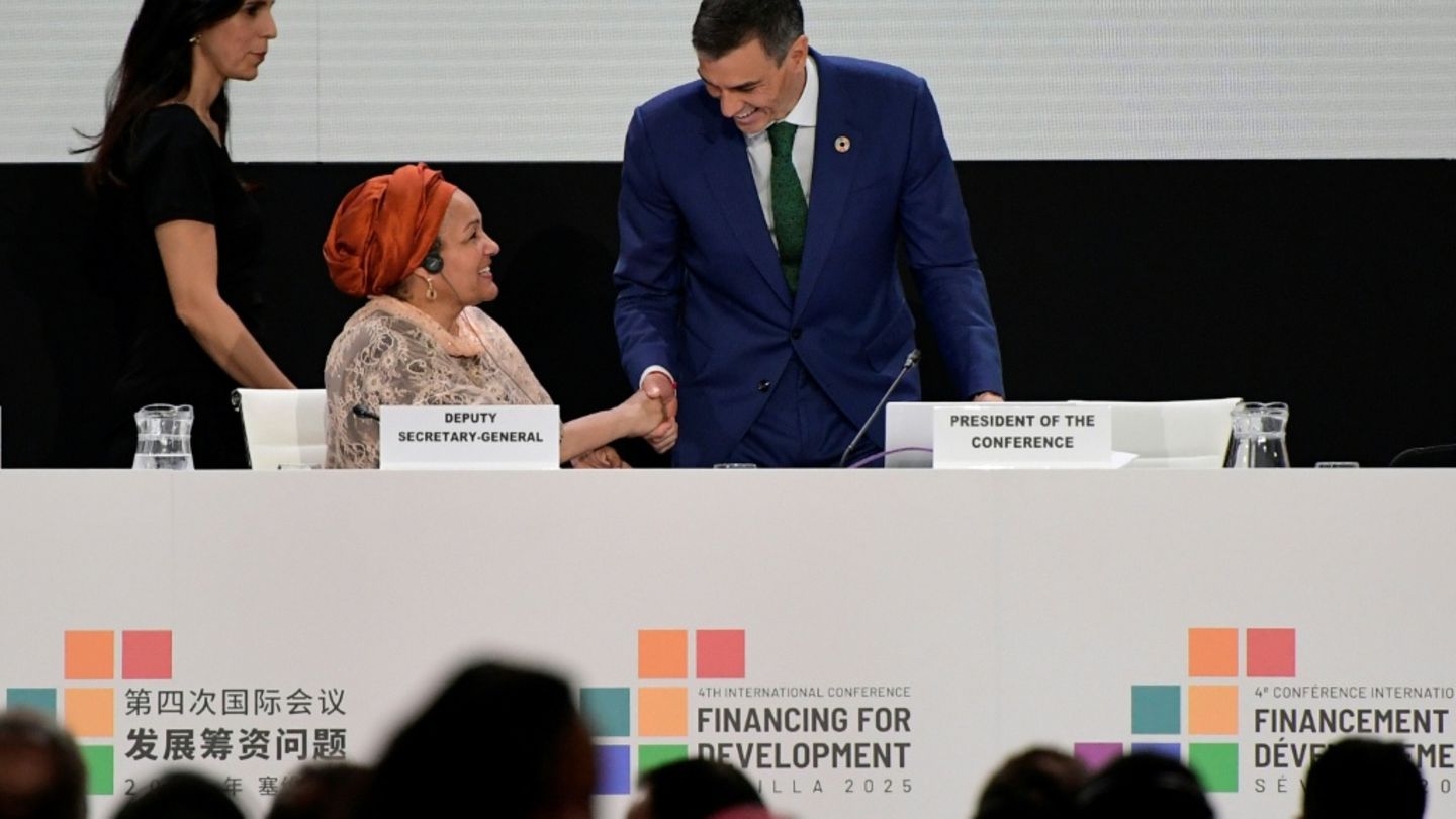 UN-Vize-Generalsekretärin Mohammed und Spaniens Regierungschef Sánchez