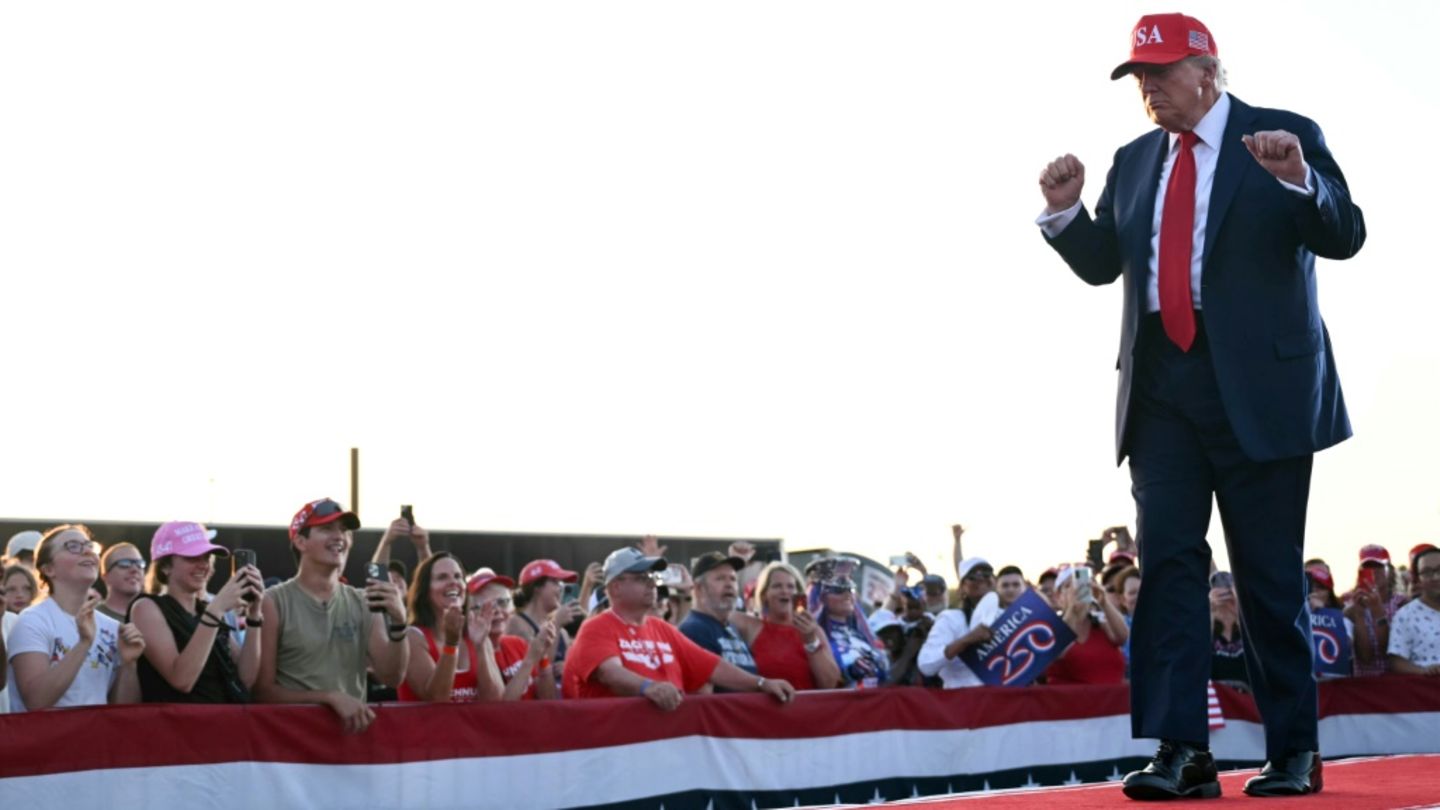 Trump bei einer Kundgebung in Iowa