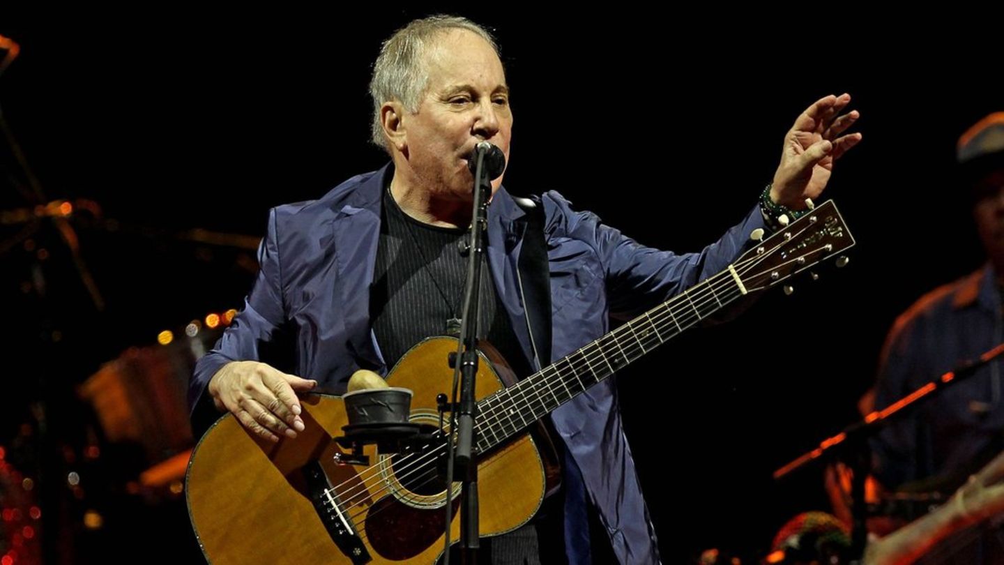 Concert is postponed: Paul Simon needs to be relaxed after back surgery