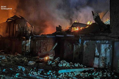 Die Behörden der Ukraine melden viele Verletzte und Schäden nach den neuen russischen Angriffen