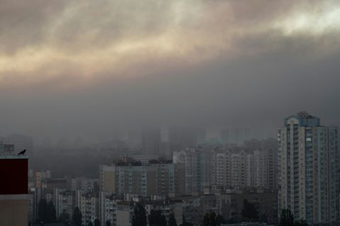 Rauch über Kiew nach russischen Angriffen