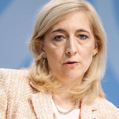 Bundesgesundheitsministerin Nina Warken will die Krankenhausreform "alltagstauglich" machen