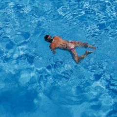 Die Schweizer Gemeinde Pruntrut ergreift in ihrem Freibad eine drastische Maßnahme (Symbolbild)