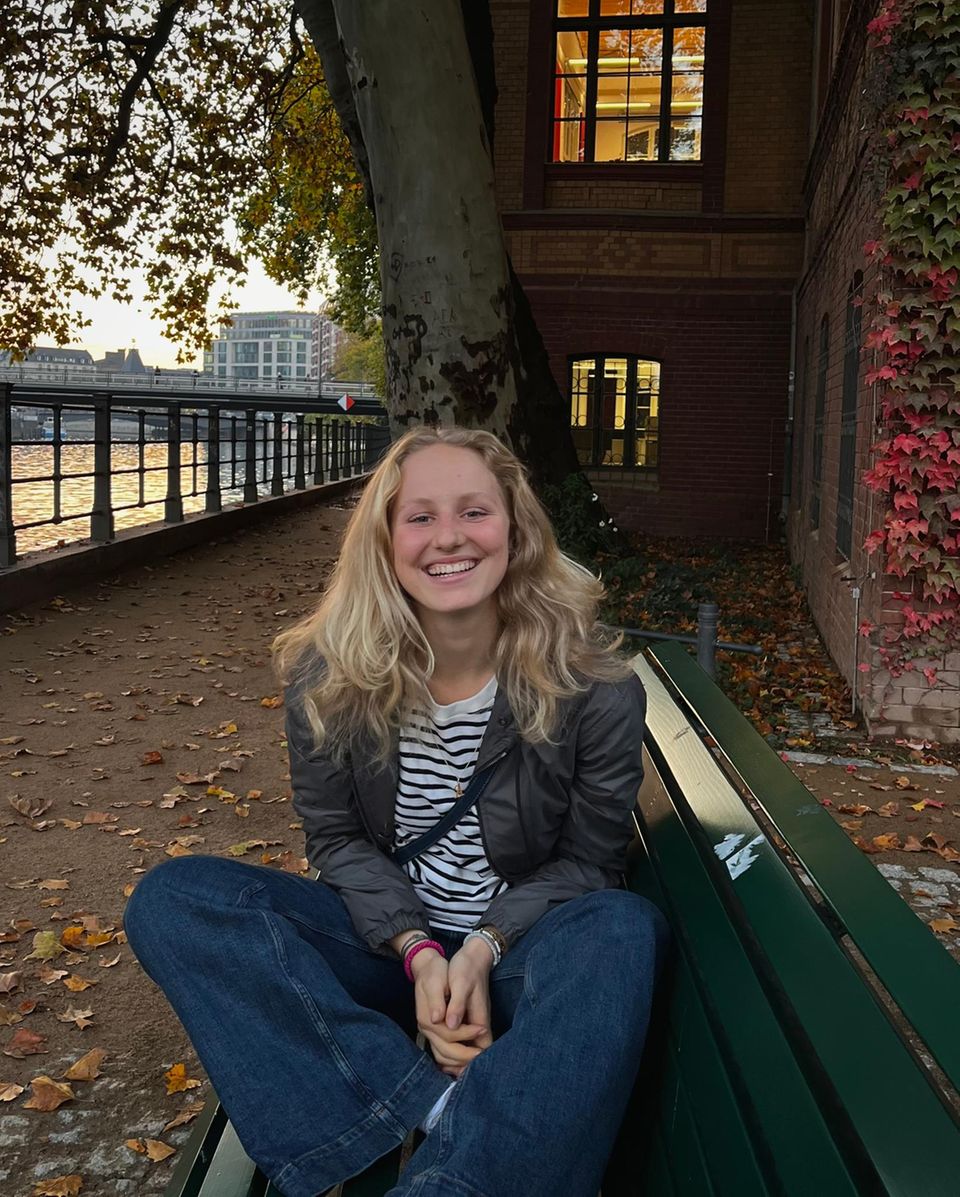 Anna Barth ganz privat unterwegs in Berlin