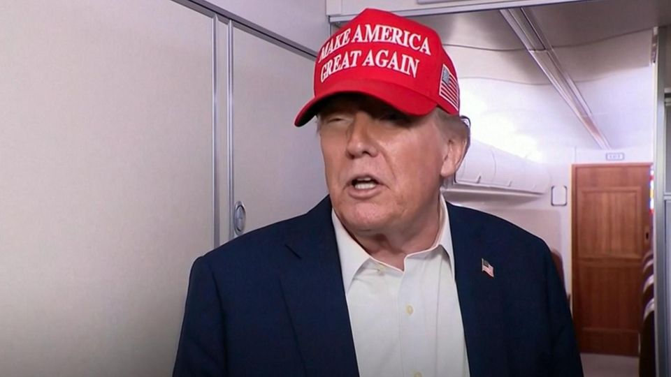 Donald Trump Trump lobt Merz: "Starker Kerl" mit "großem Wahlsieg"