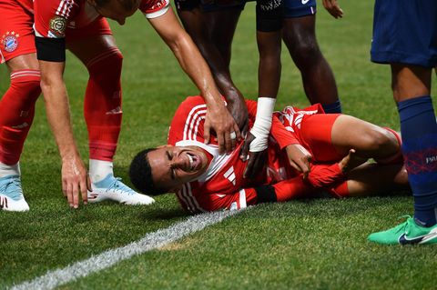 Horrorverletzung bei der Klub-WM: Jamal Musiala vom FC Bayern krümmt sich vor Schmerzen