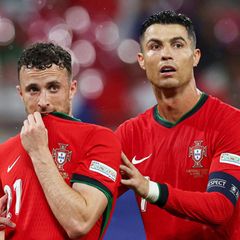 Diogo Jota und Cristiano Ronaldo