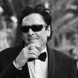 Michael Madsen wurde vor allem durch seine Rollen in Filmen von Regie-Legende Quentin Tarantino bekannt. In "Reservoir Dogs" spielte er einen sadistischen Dieb, in "Kill Bill: Vol. 2" einen abgehalfterten Auftragskiller. Auch in "The Hateful Eight" und "Once Upon a Time in Hollywood" war er zu sehen. Der Schauspieler war in über 300 Produktionen aktiv. Zu seinen weiteren Filmen zählen "Thelma & Louise", "Free Willy" und "Sin City". Er starb am 3. Juli im Alter von 67 Jahren an Herzversagen