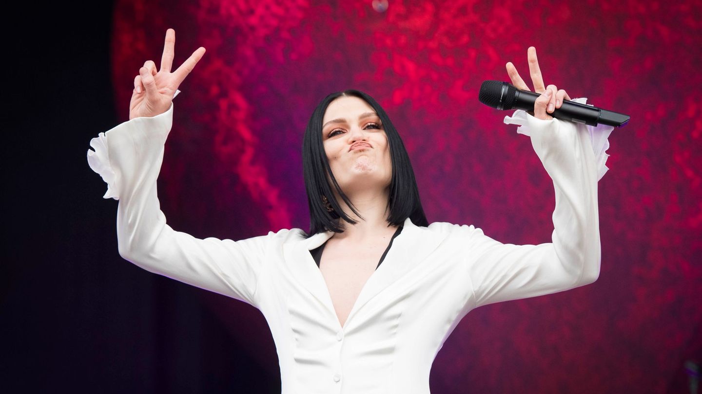 “Mami is getting okay again”: Jessie J reports on successful breast cancer surgery