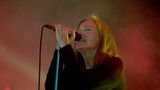 Zurück zu den Bühnen: Sängerin Beth Gibbons, einst bekannt geworden als Teil der TripHop Legende Portishead, nahm am Donnerstag die Arena-Stage ein 