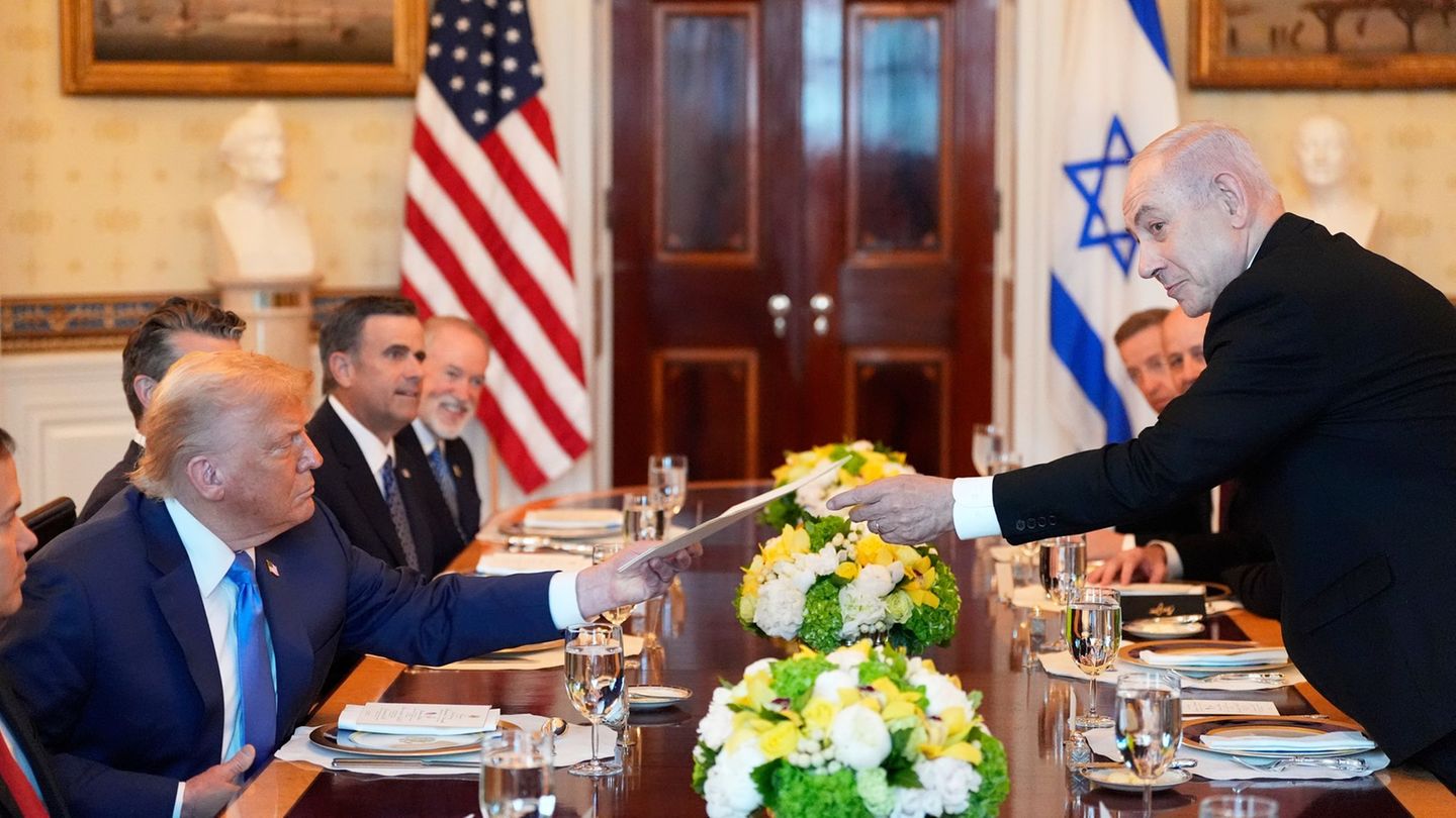 Middle East: Netanyahu suggests Trump for Nobel Peace Prize