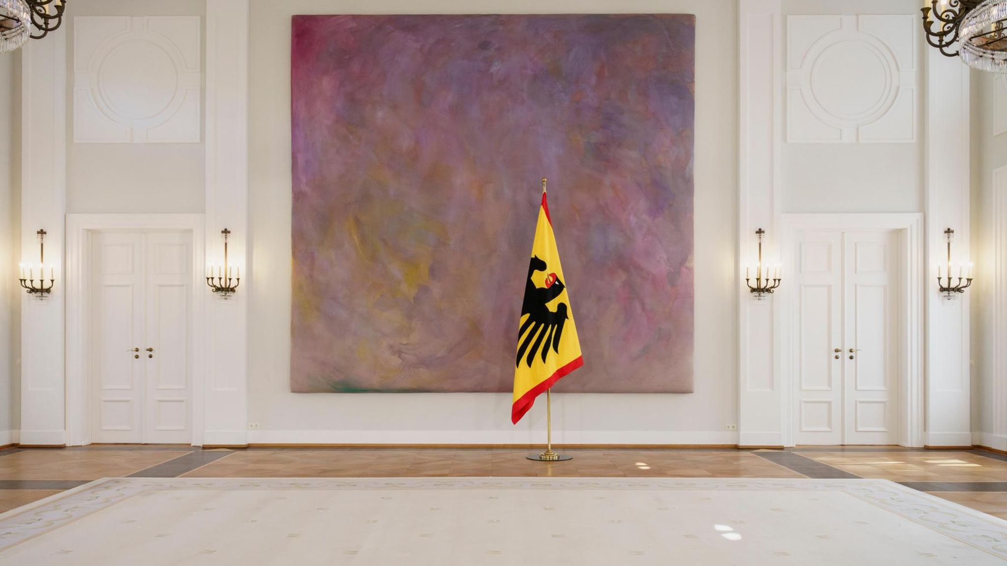 Steinmeier und sein Schloss Steinmeier und Residenz: Grosser Saal des Schlosses Bellevue