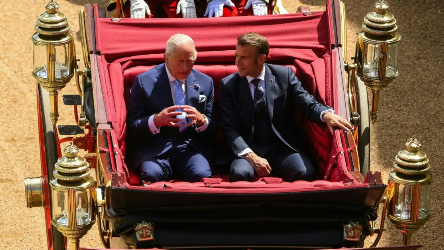 König Charles III. und Präsident Emmanuel Macron