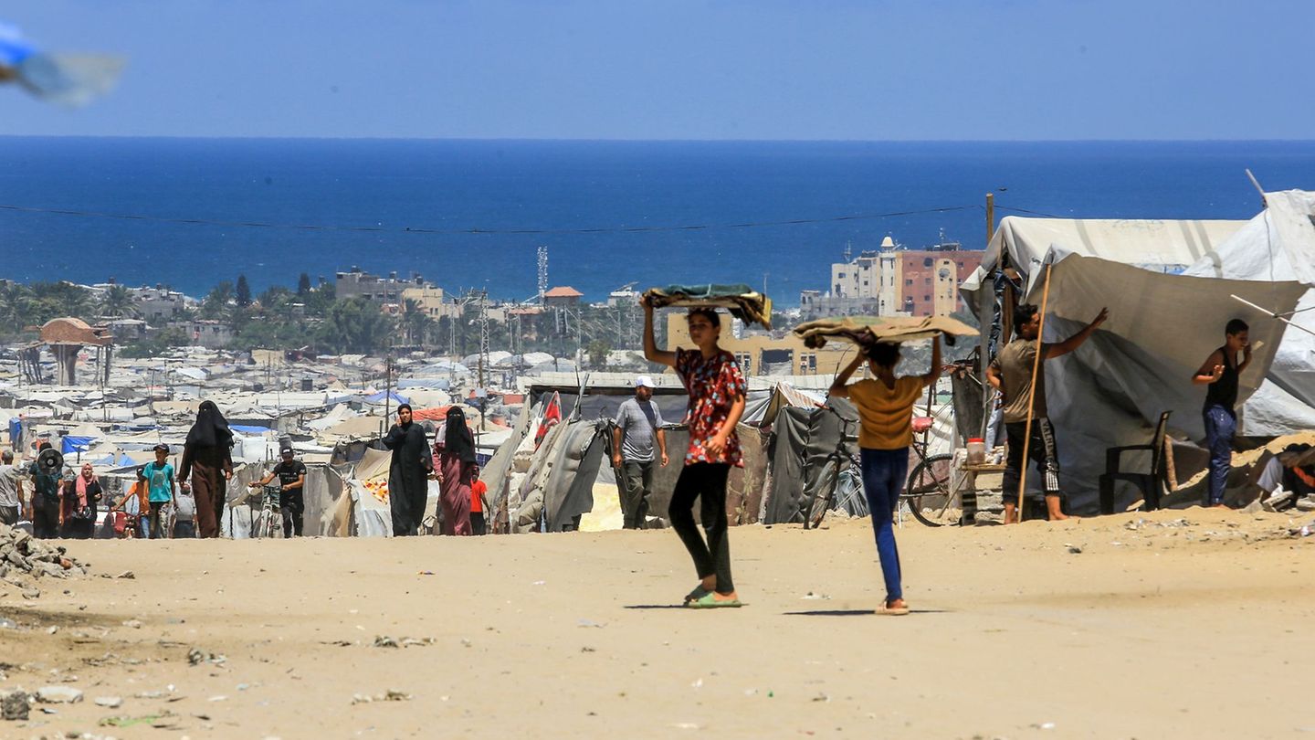 Gaza War: String for gaza cafe rest continues-Netanyahu in the USA
