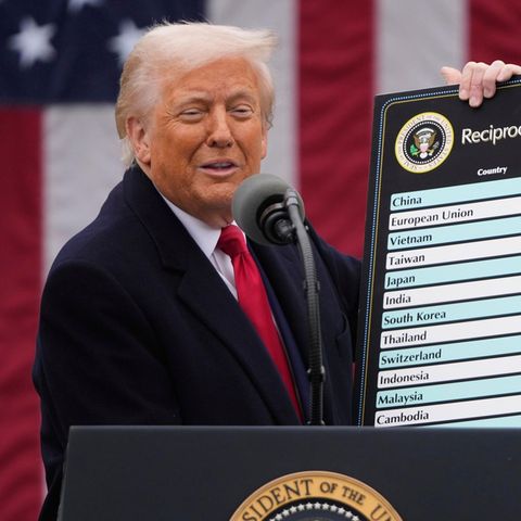 US-Präsident Donald Trump spricht im April während einer Veranstaltung zur Ankündigung neuer Zölle