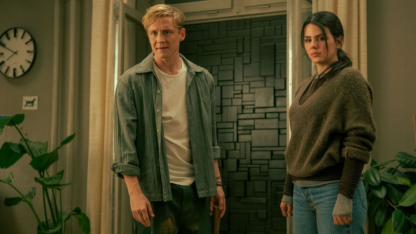 New at Netflix: The wall has to go: Matthias Schweighöfer in “Brick”