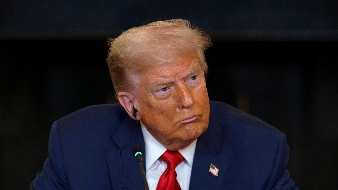 Donald Trump: Like a dealer from the dirty back yard