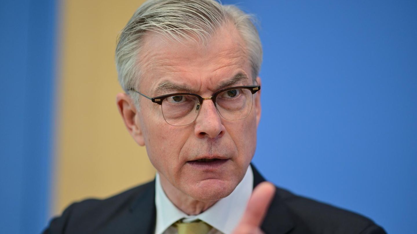 Social security levies: Wirtschaftser warns of a drastic increase in cost