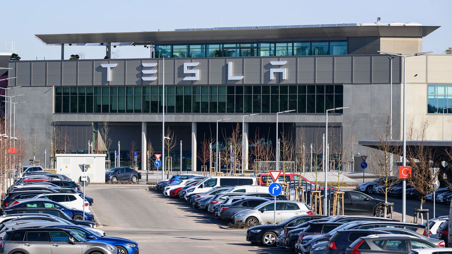 E-car market: Tesla Grünheide sees itself on a good course despite the sales crisis