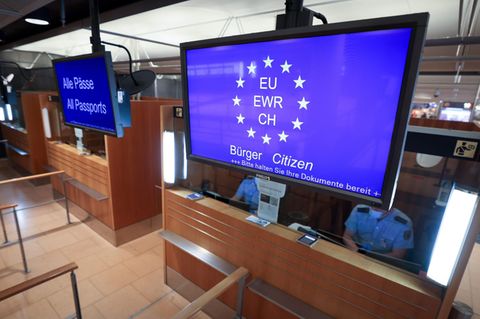 Bundespolizei-Kontrolle von EU-Bürgern an deutschem Flughafen – in Italien bald nicht mehr nötig