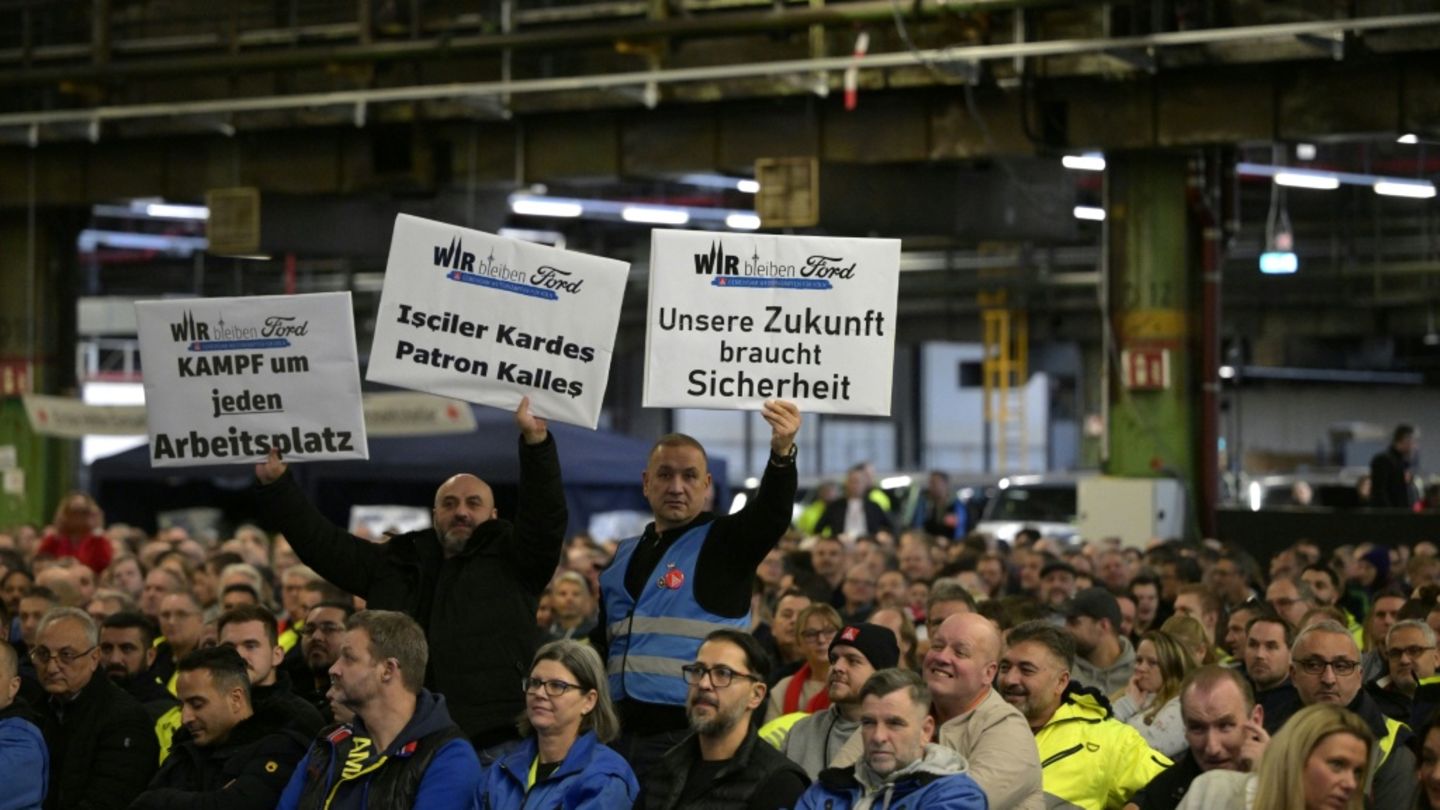 Betriebsversammlung 2024 bei Ford in Köln