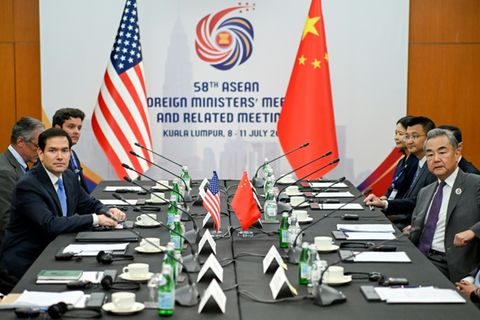 Marco Rubio (links) und Wang Yi