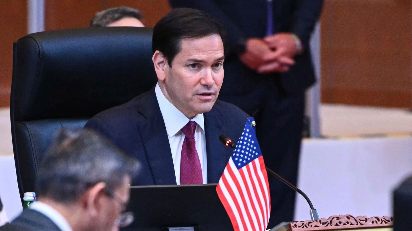 US State Department: Trump government initiates mass layoffs