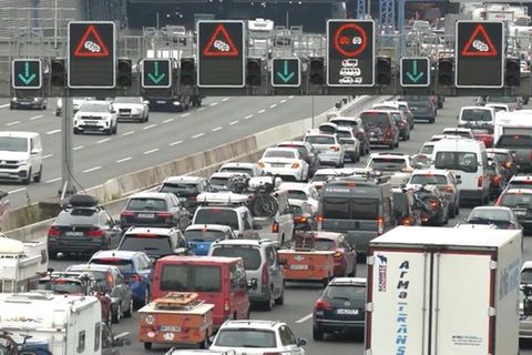 Ferienstart in Deutschland: Stau-Alarm auf der Autobahn: Das rät der ADAC Urlaubern