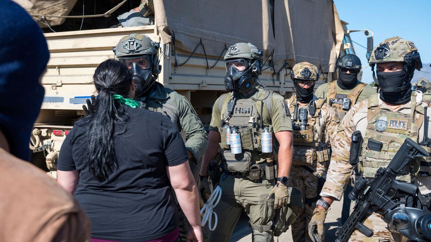 Migration policy: Court: Tactics in Trump-Razzien against migrants inadmissible