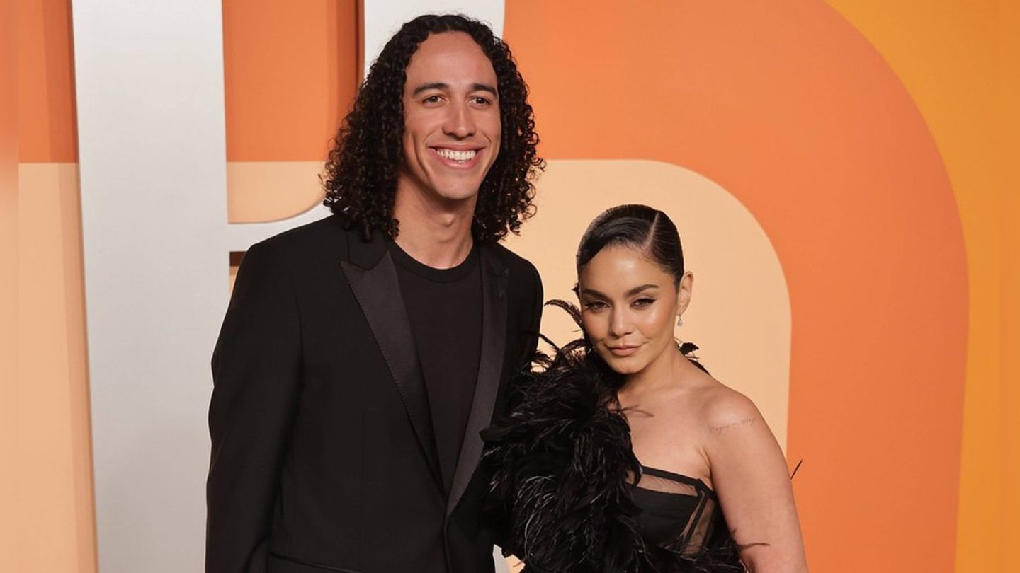 Vanessa Hudgens: Actress is pregnant for the second time
