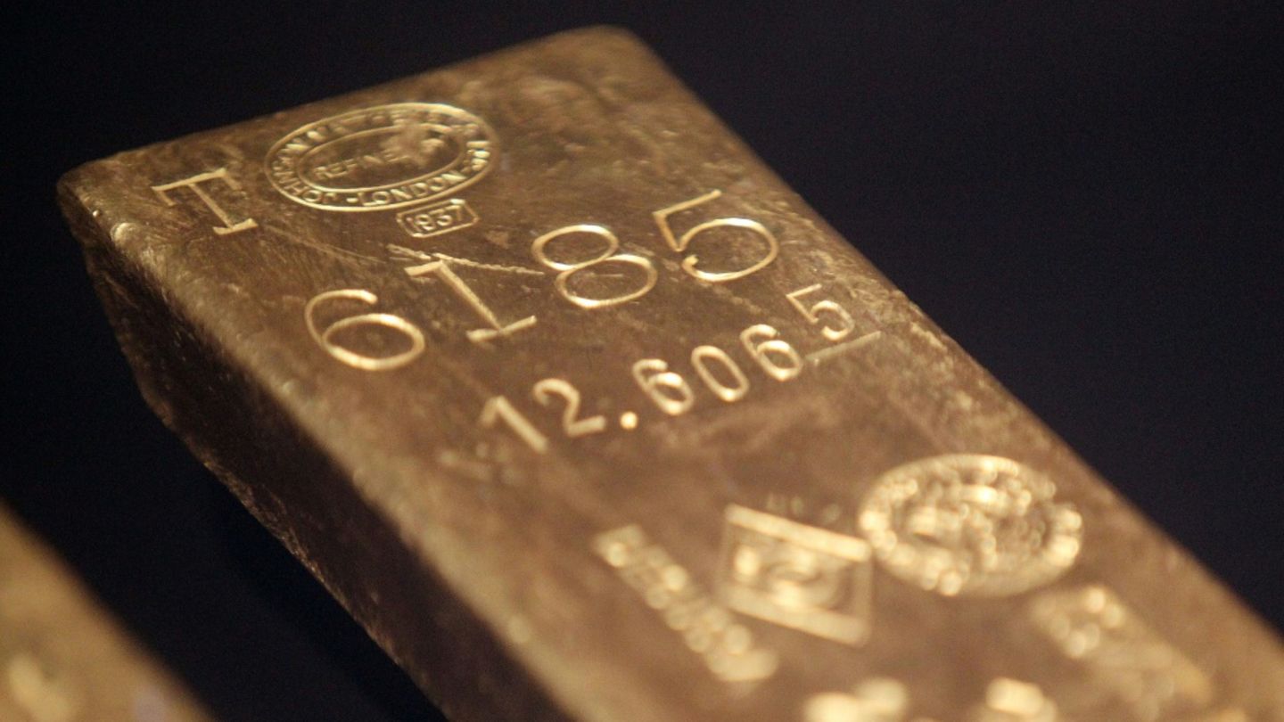 Goldbarren bei Ausstellung