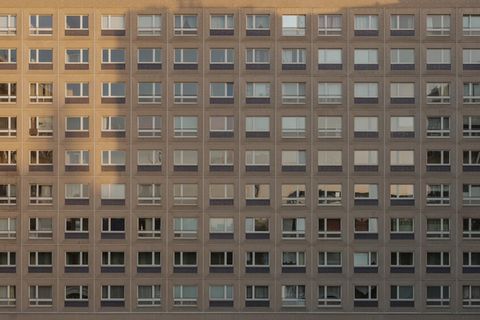 Wenn bezahlbarer Wohnraum knapp ist, wird die Wohnungssuche schwierig