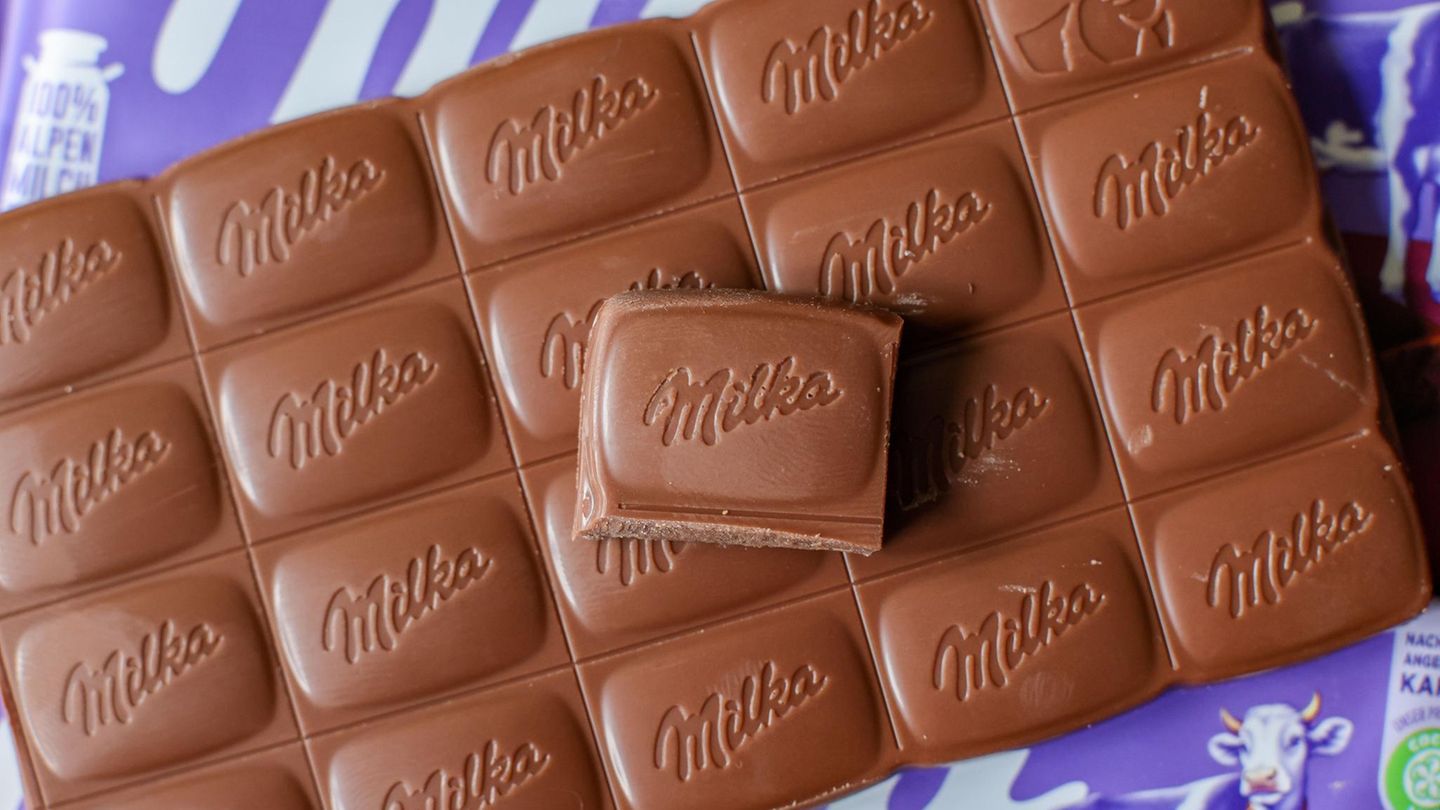 Shrinked Milka table chosen as the “threeest advertising lies”