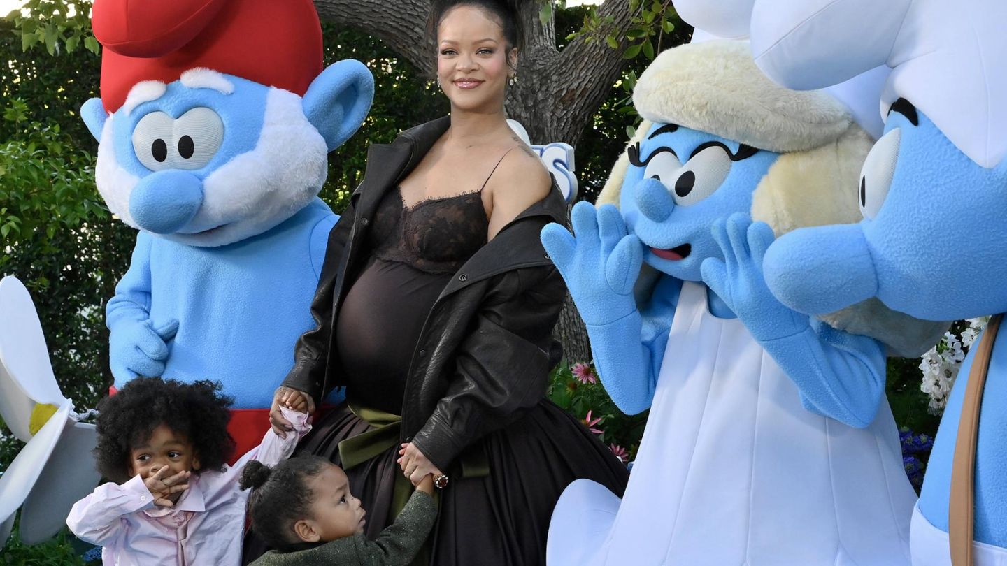 VIP News: Rihanna brings her sons to the Smurf premiere
