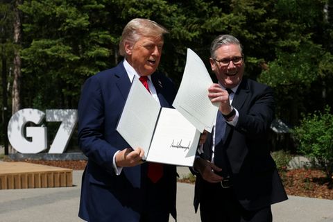 Donald Trump (links) und Keir Starmer