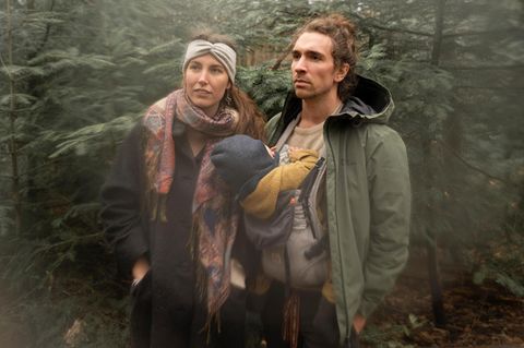 Lilith und Felix mit ihrem Sohn in Karlsruhe: Kinder hatten sie nicht geplant.