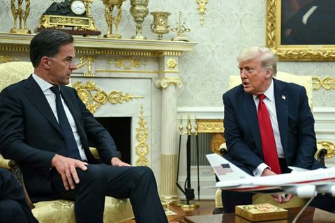 Donald Trump (rechts) und Mark Rutte im Weißen Haus