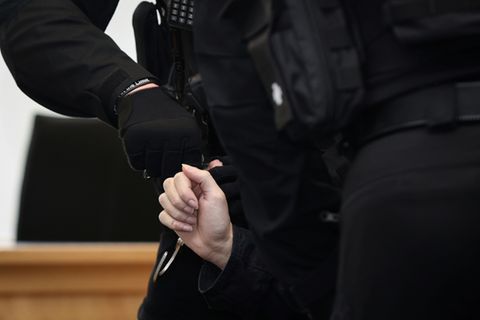 B. im Prozess wegen Geiselnahme im Januar 2024