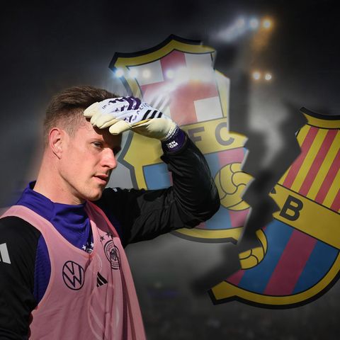 Marc-André ter Stegen und ein zerbrochenes Logo des FC Barcelona