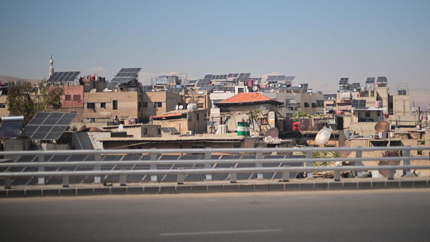 Israel attacks Syrian military headquarters in Damascus