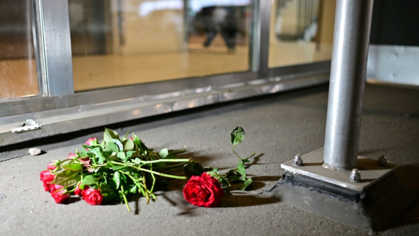 Rosen am Tatort in Göteborg
