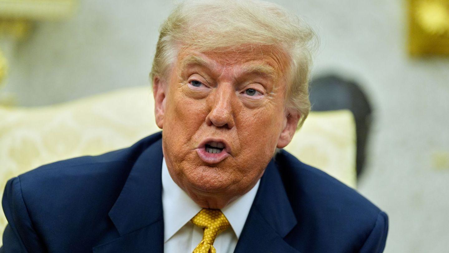 US President: Trump announces sugar change in US Coca-Cola