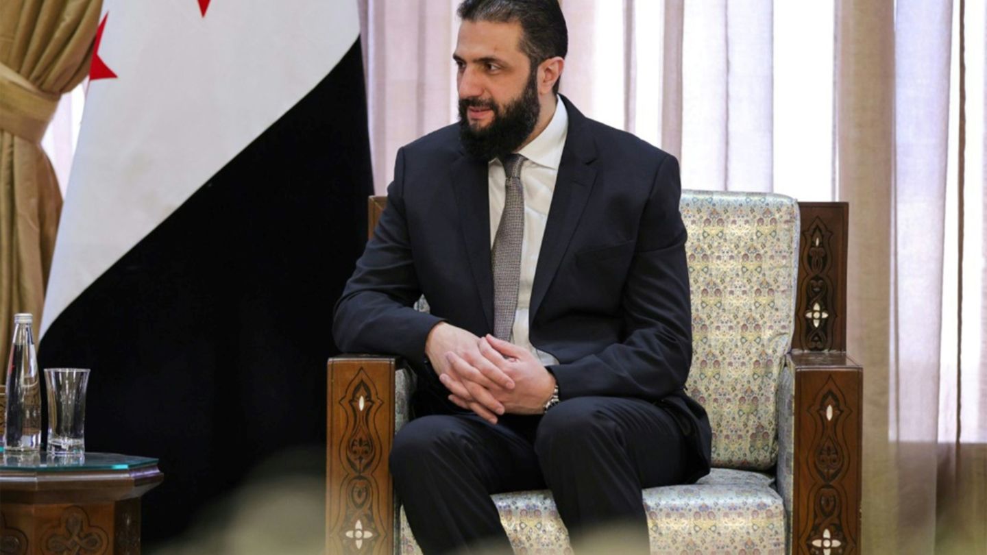 Syriens Übergangspräsident Ahmed al-Scharaa